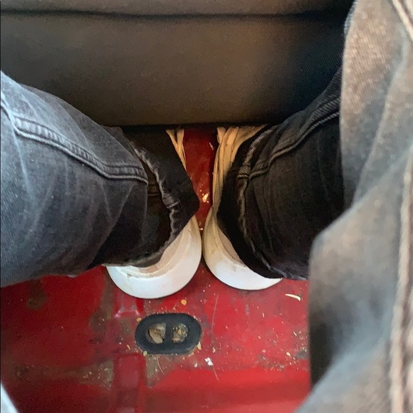 Meet your Posher, Andrew - Picture 1 of 1